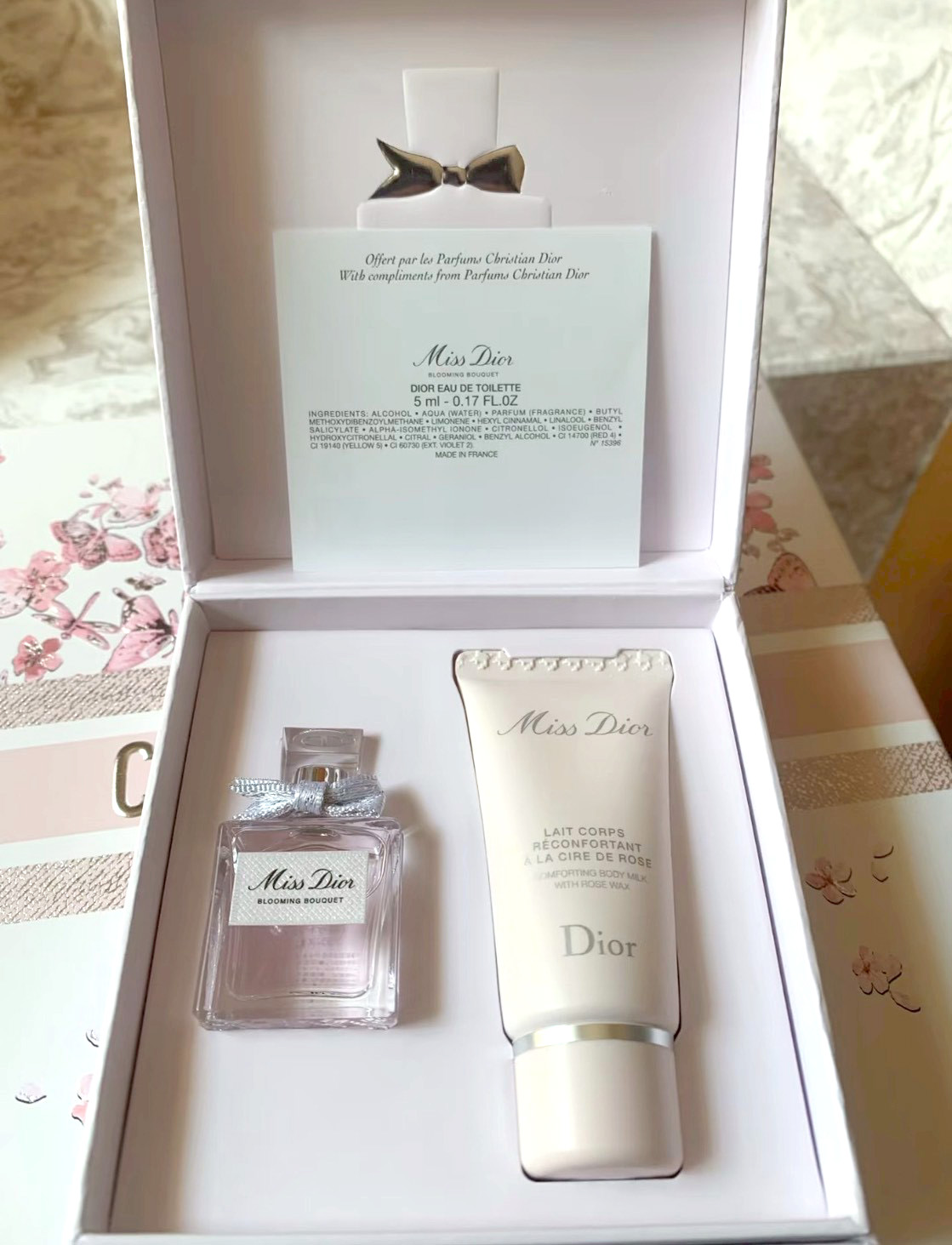 DIOR 最新款 Miss Dior Blooming Bouquet 花漾迪奧淡香水限定禮盒