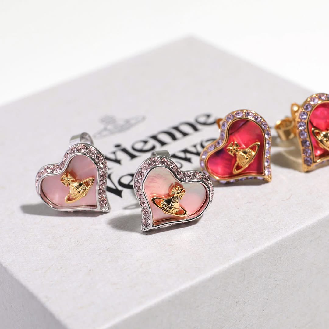 Vivienne Westwood Petra 珍珠母貝愛心耳環