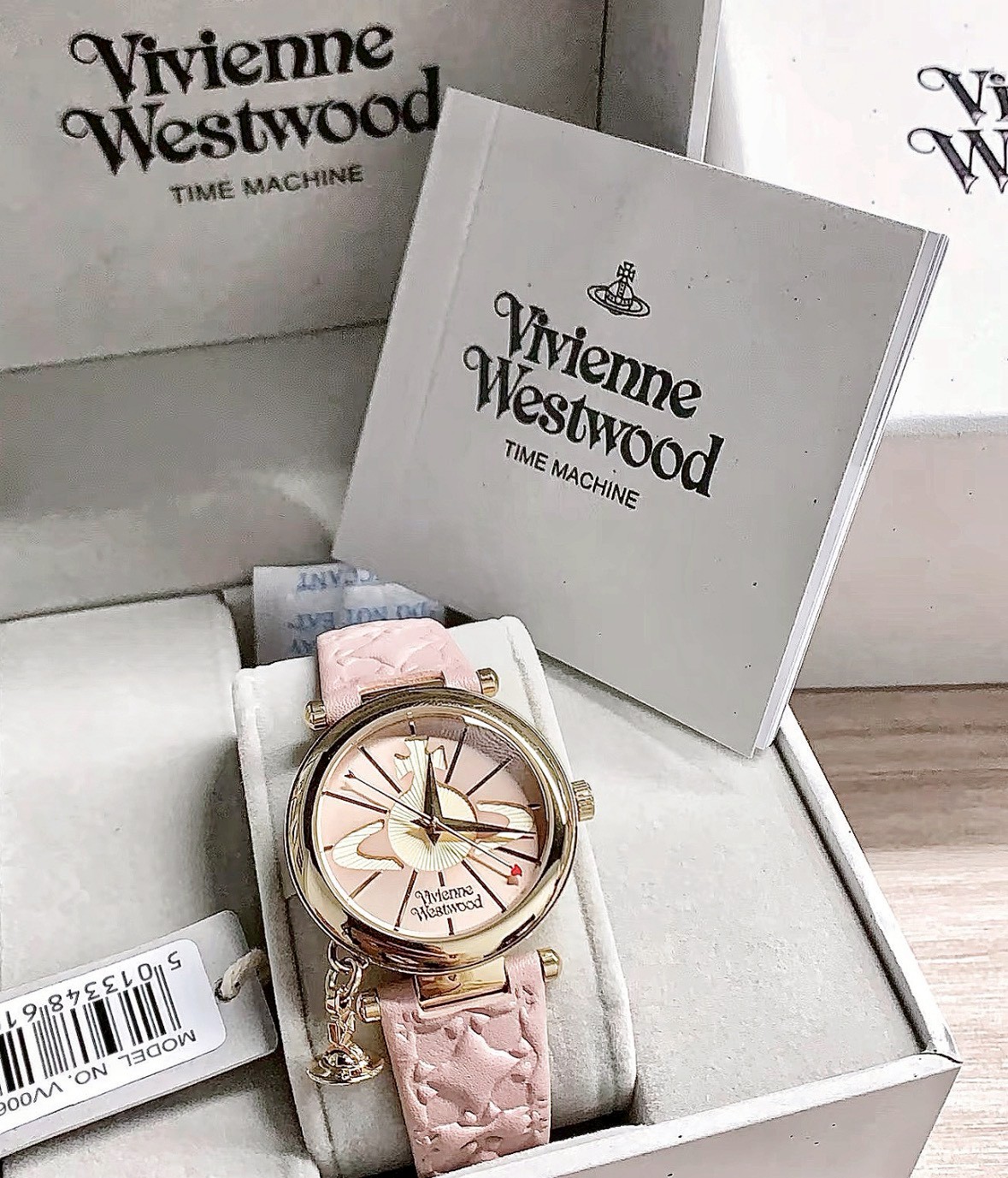 Vivienne Westwood Orb II 女士腕錶 復古土星小金錶｜32mm