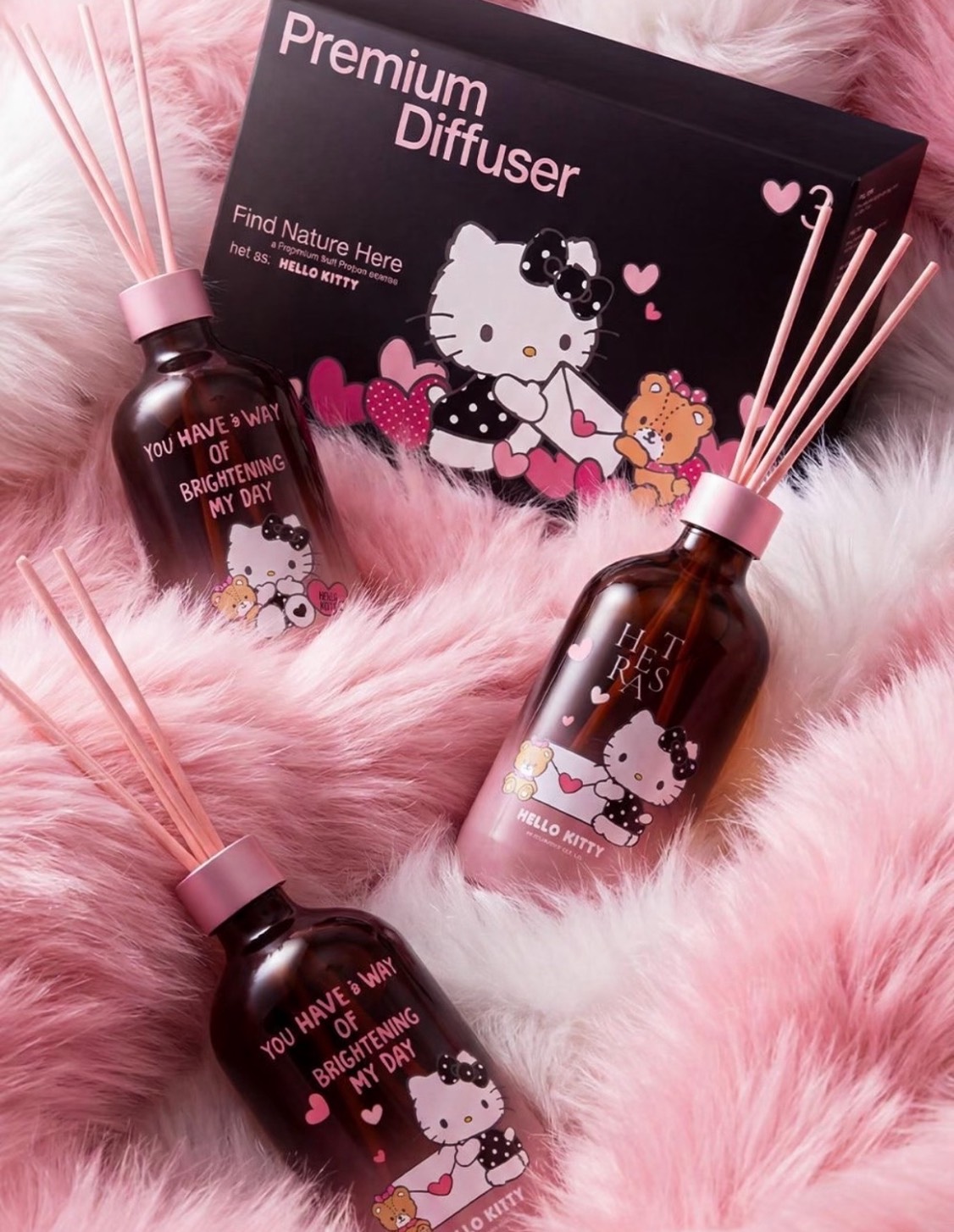 韓國 Hetras × Hello Kitty 聯名擴香禮盒 （500ml×3）